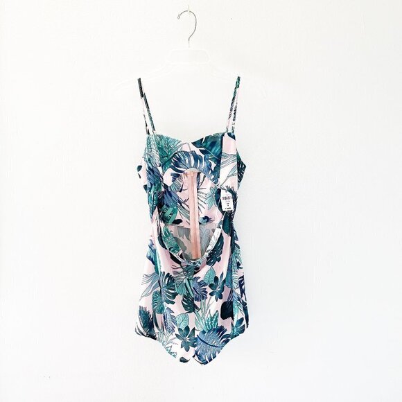 🦋 NEW LF Love Tropical Romper Palm Leaves NWT - Picture 1 of 7
